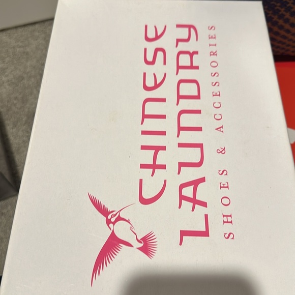 Dress shoes - Picture 3 of 3